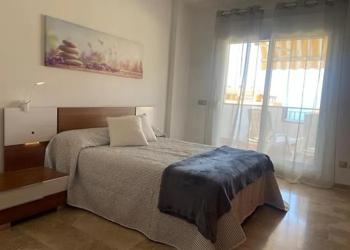 Hotel Apartamento En Residencial Playa De La Arena Puerto de Santiago (Tenerife)